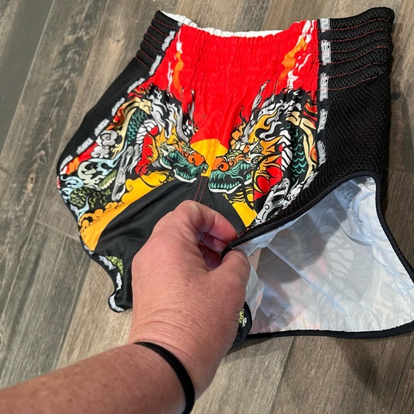 TUFF MUAY THAI BOXING SHORTS RETRO STYLE Red Chinese Dragon & Kickboxing MMA. - Picture 4 of 7